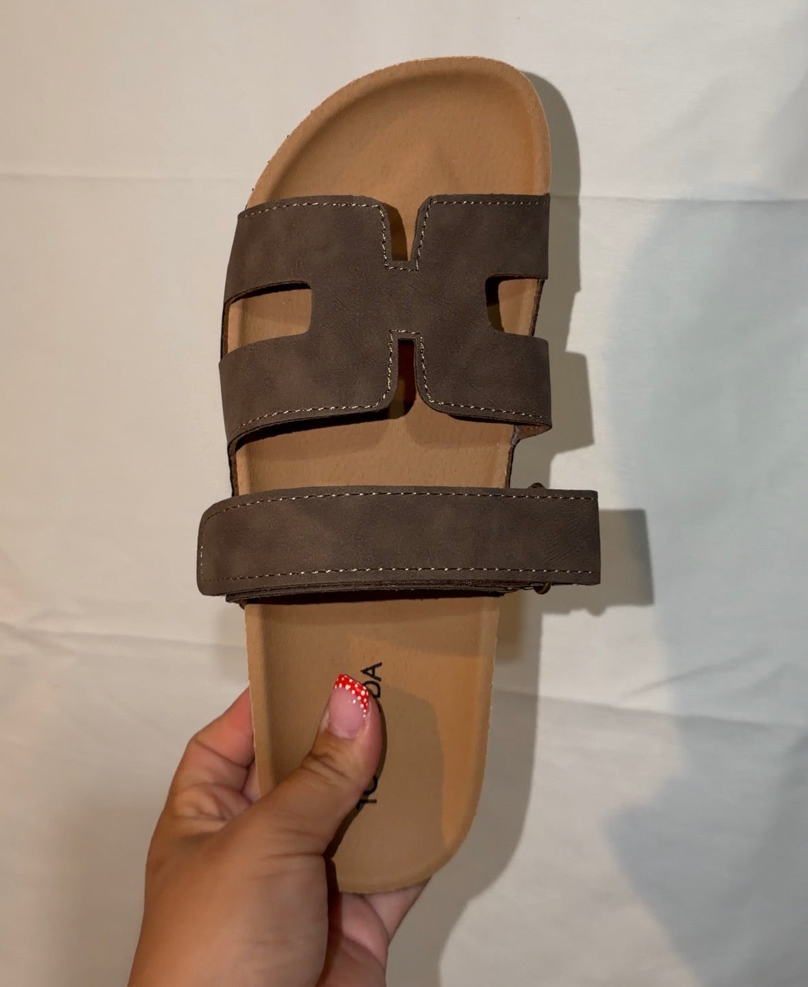 Lilly Sandals (Brown)