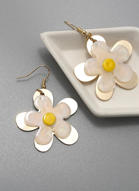 Daisy Flower Earring