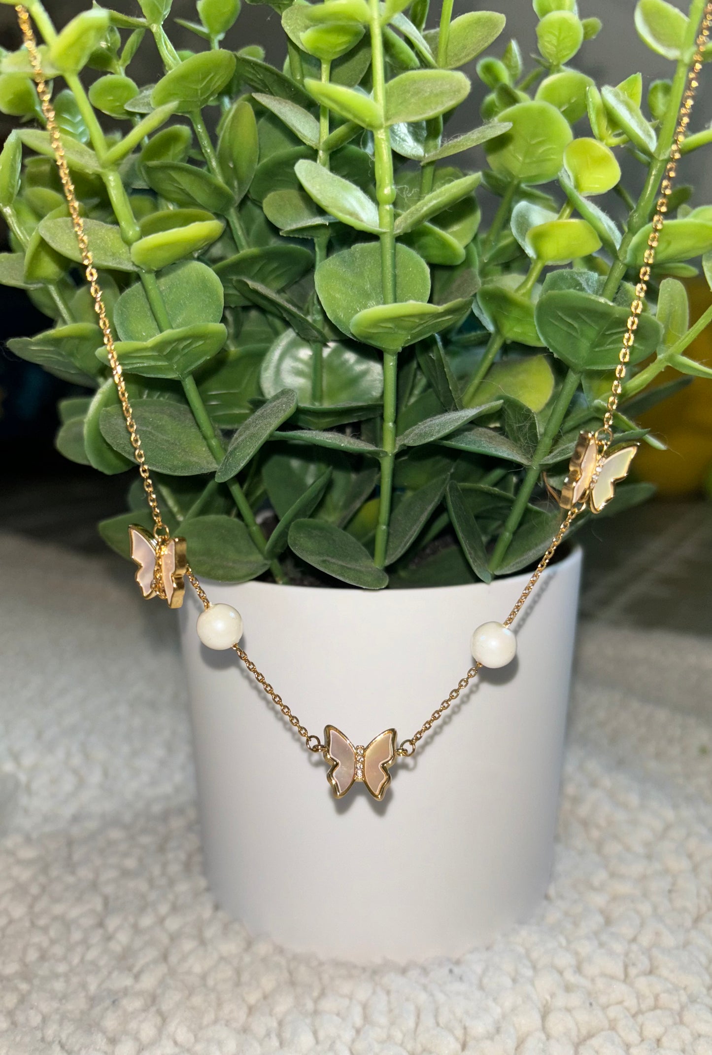 Perla Butterfly Necklace